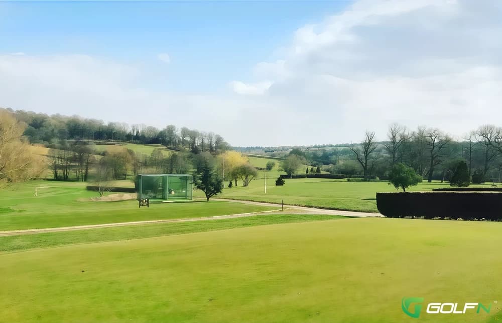 Villa Golf Course in Tunbridge Wells, England — private, 18-hole golf course