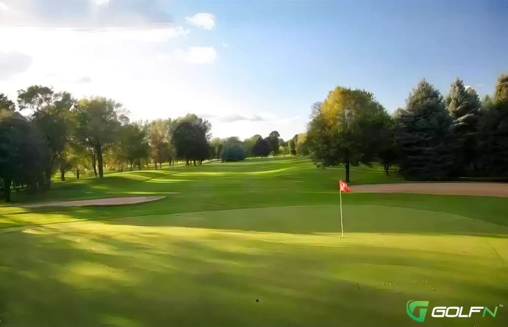Highland Nine Golf Course in Saint Paul, Minnesota — public, 9-hole golf course