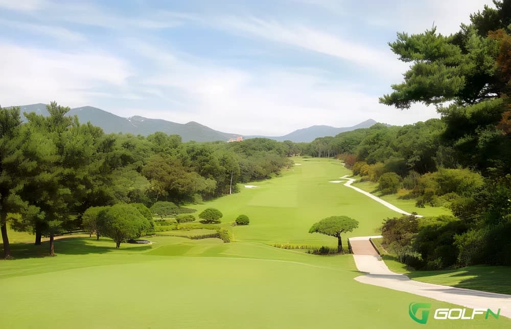 Left - Dongrae Benest Golf Club in Busan, Busan Gwang'yeogsi β semi-private, 18-hole golf course