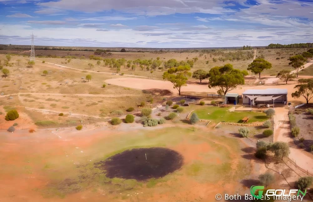 Morgan - Cadell Golf Club in Morgan, South Australia β semi-private, 10-hole golf course