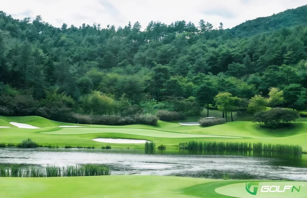 Hills - Pine Hills Country Club in Suncheon-si, Jeonranamdo β resort, 27-hole golf course, designed by Ron Fream (2004)