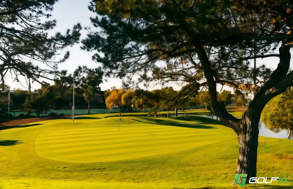 The Lakes At El Segundo in El Segundo, California — public, 10-hole golf course, designed by Martin Hawtree (1994)