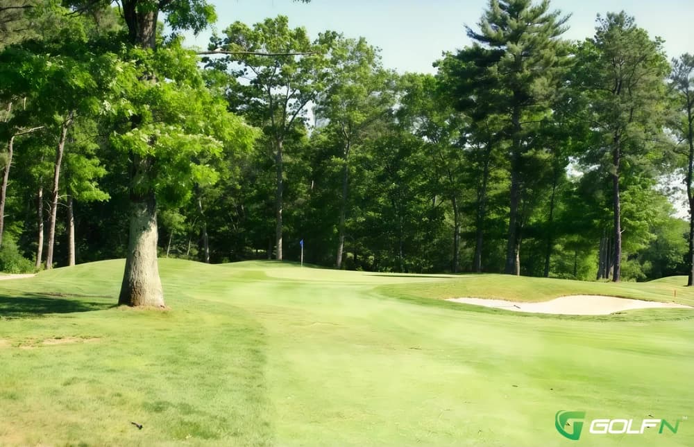 Beaver River Golf Club in Richmond, Rhode Island — public, 18-hole golf course