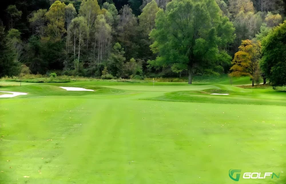 Edgewood Country Club in Sissonville, West Virginia — private, 18-hole golf course, designed by George Cobb (1972)