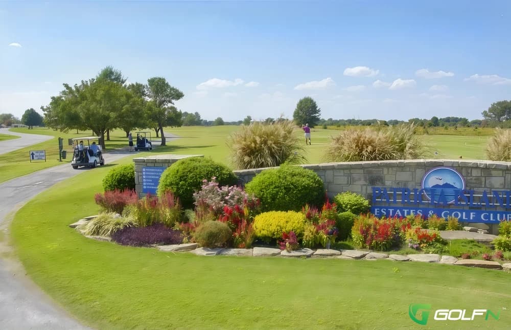Patricia Island Golf Club in Grove, Oklahoma — semi-private, 18-hole golf course, designed by Tripp Davis (1998)
