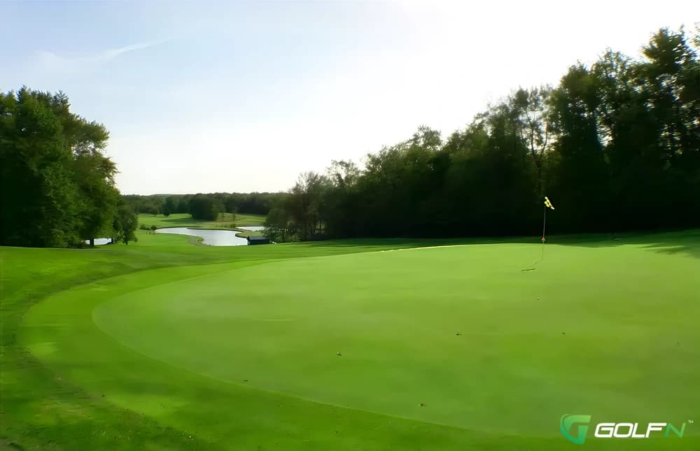 Brentwood Country Club in Brentwood , New York — public, 18-hole golf course, designed by Geoffrey Cornish (1970)