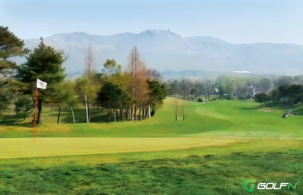 Golden - Haeundae Country Club in Gijang-gun, Busan Gwang'yeogsi β semi-private, 27-hole golf course