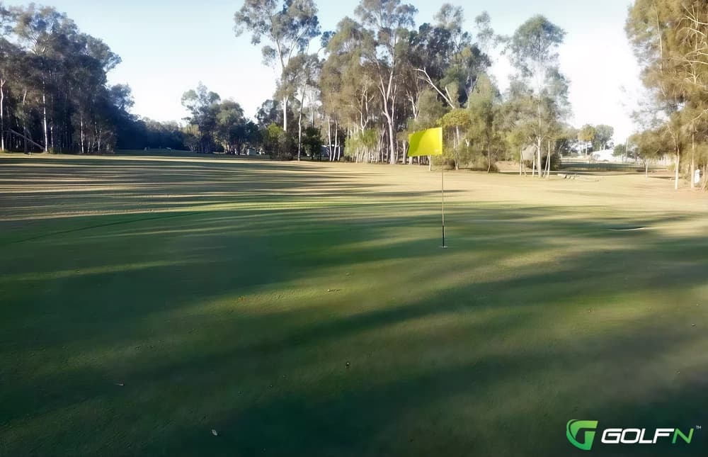 Boonooroo Golf Course in Boonooroo, Queensland β 18-hole golf course