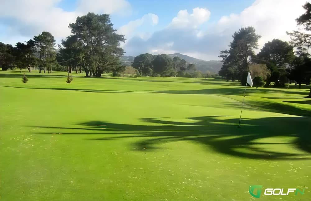 Shandon Golf Club in Petone, Wellington β private, 18-hole golf course, designed by Graham Marsh