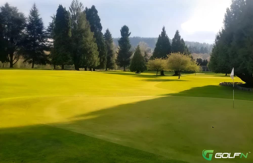 The Children'S Course in Gladstone, Oregon — public, 9-hole golf course, designed by Charles Thomas