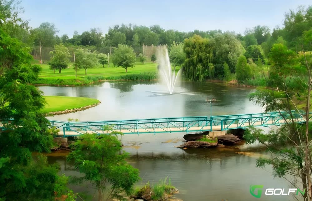 Eagle Valley Golf Club in Niagara Falls, Ontario — semi-private, 18-hole golf course