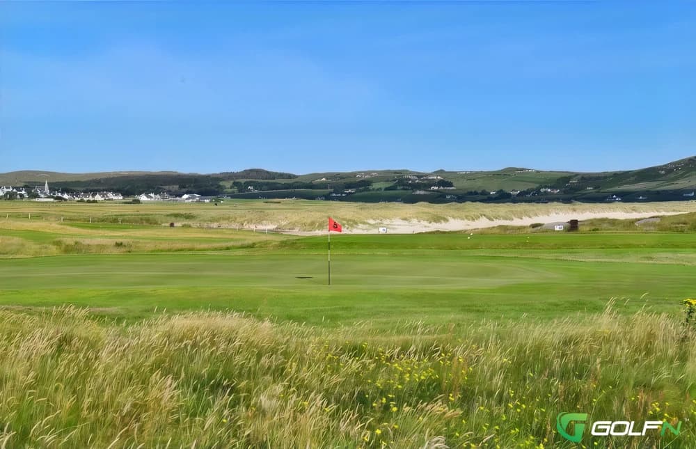 Dunfanaghy Golf Club in Dunfanaghy, Donegal โ public, 18-hole golf course, designed by Harry Vardon (1905)
