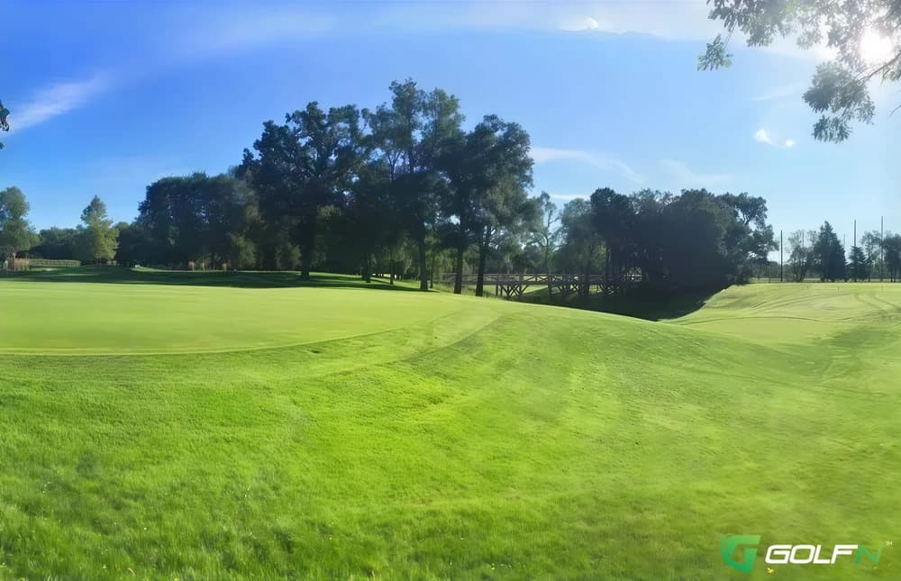 Niakwa Country Club in Winnipeg, Manitoba — private, 18-hole golf course, designed by Stanley Thompson (1923)