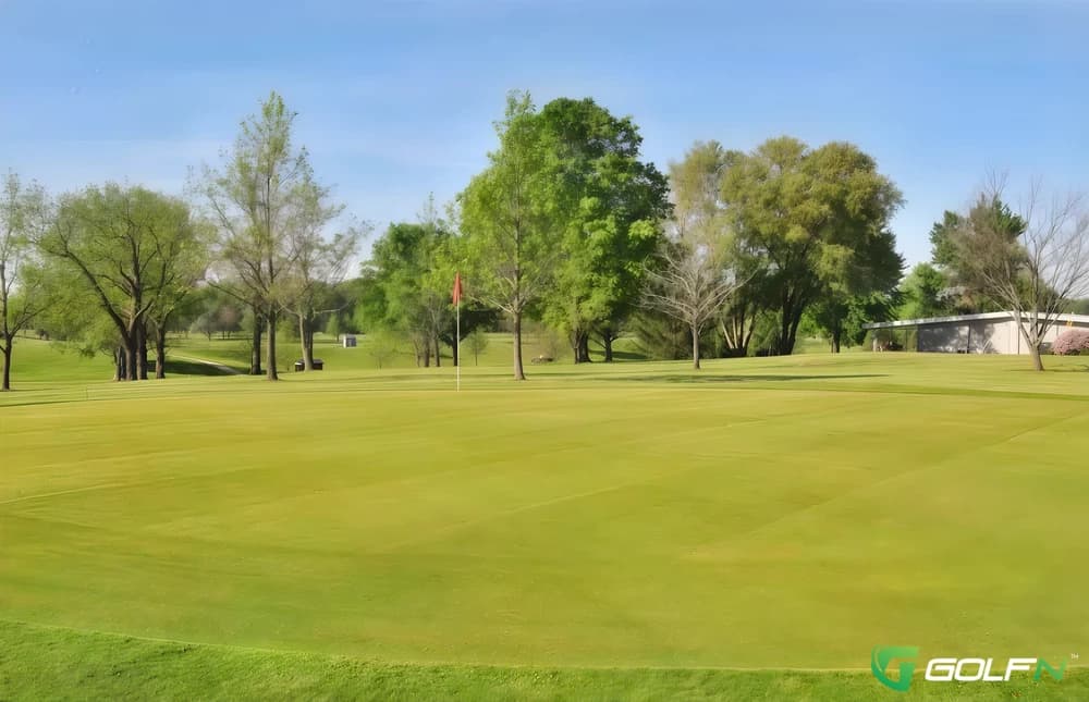 Clinton Heights Golf Course in Tiffin, Ohio — public, 18-hole golf course