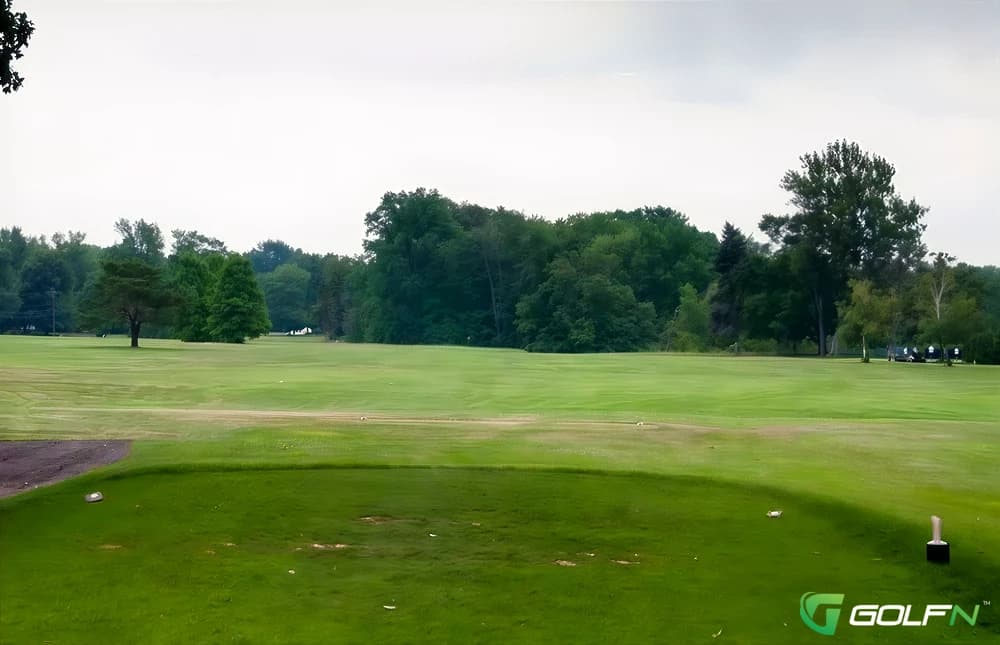 Harbor Golf Club in Ashtabula, Ohio — semi-private, 18-hole golf course