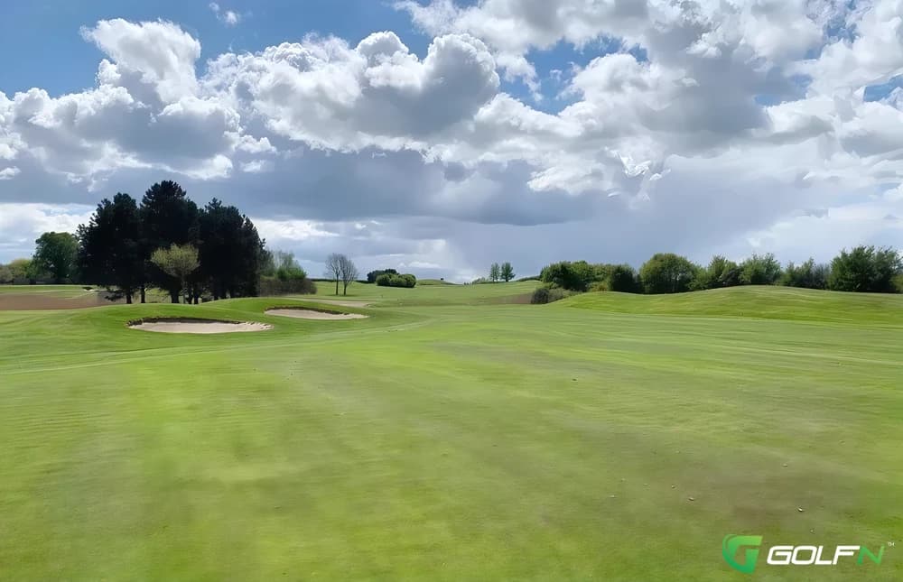 Balcarrick Golf Club in Donabate, Dublin โ public, 18-hole golf course, designed by Roger Jones (2007)