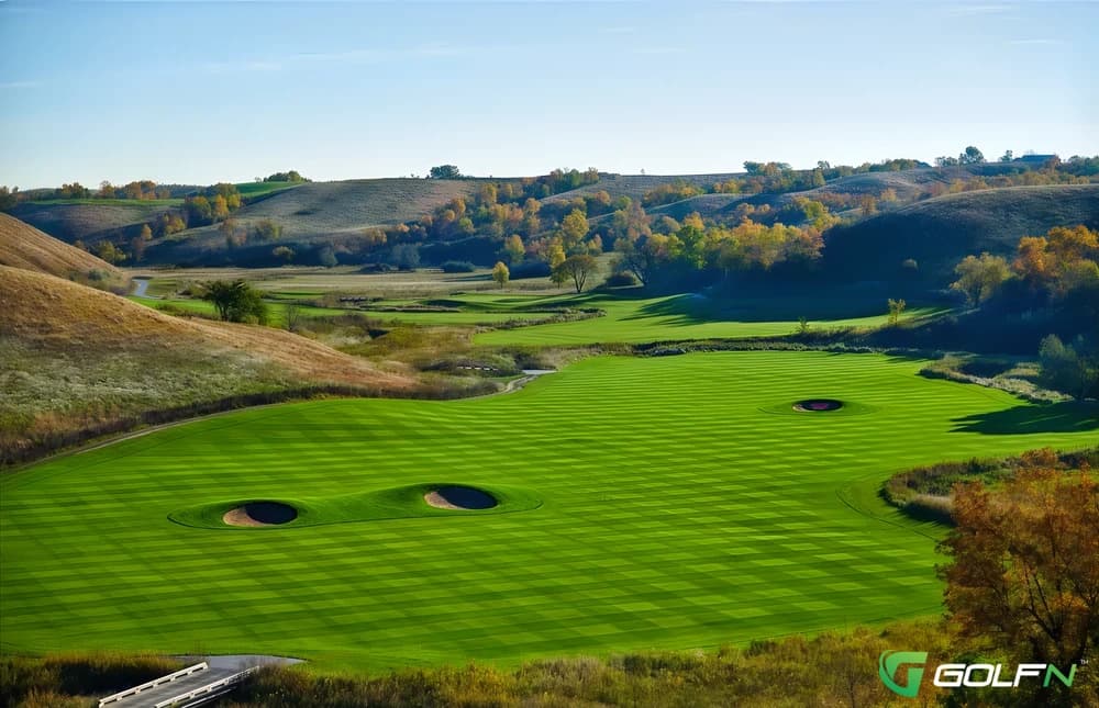 Minot Country Club in Minot, North Dakota — private, 18-hole golf course, designed by Jim Engh (2015)