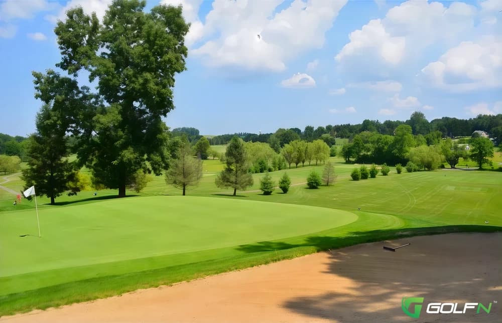Chapel Hill Golf Course in Mount Vernon, Ohio — public, 18-hole golf course, designed by Barry Serafin (1996)