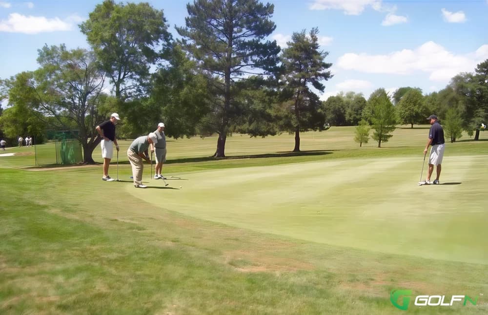 Lake Geneva Country Club in Lake Geneva, Wisconsin — private, 18-hole golf course