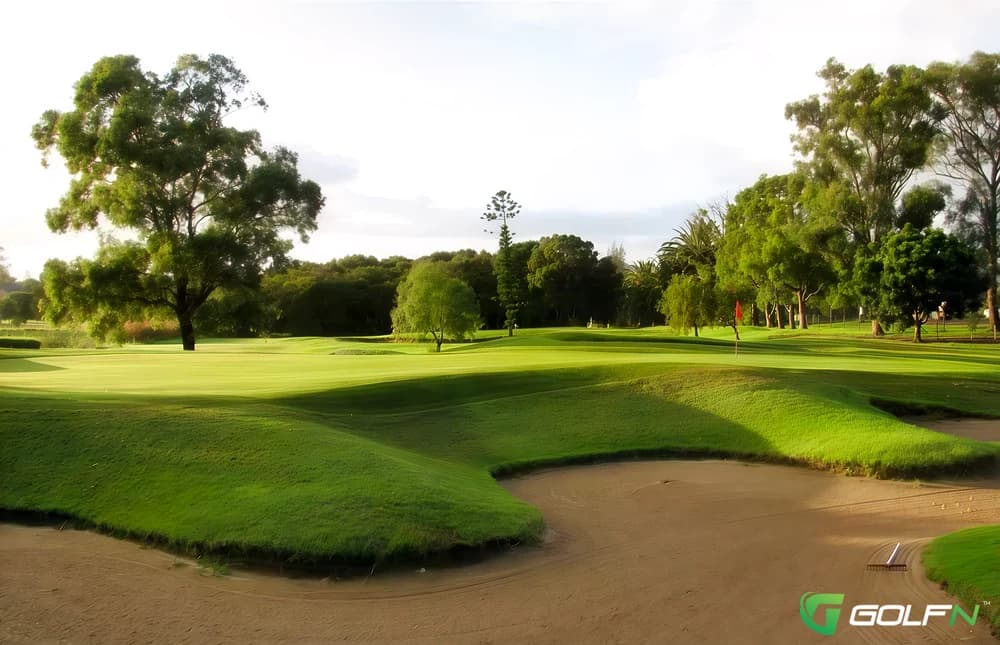 Waratah Golf Club in Argenton, New South Wales β semi-private, 18-hole golf course, designed by James Wilcher