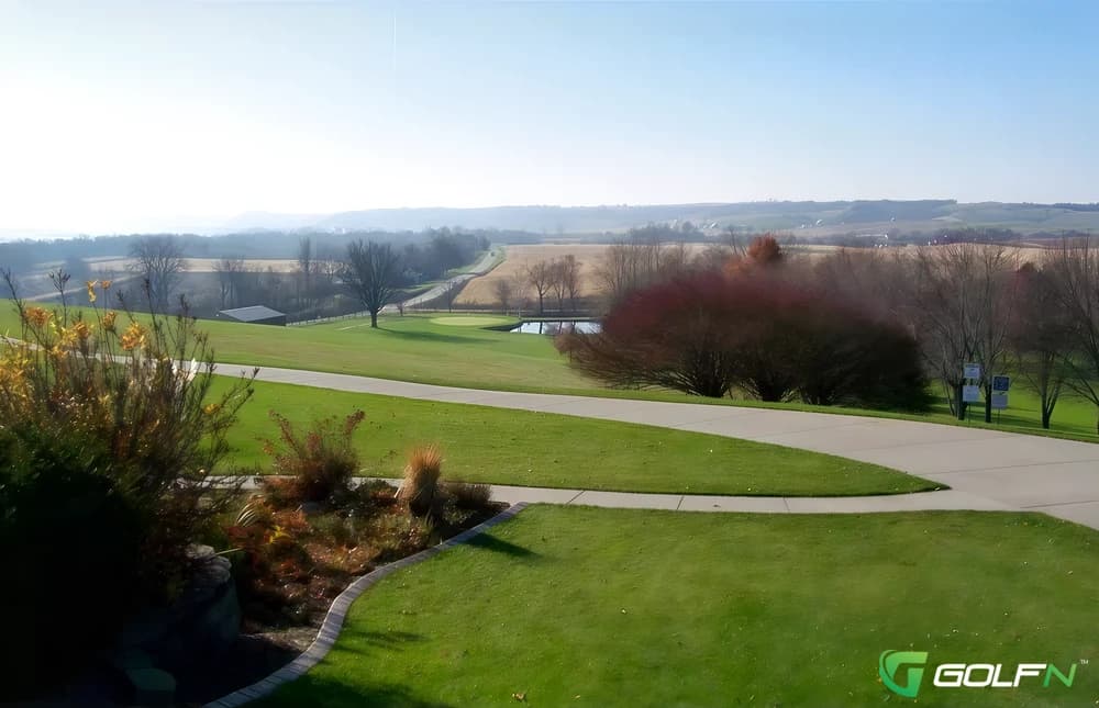 Bellevue Golf Club in Bellevue, Iowa — semi-private, 9-hole golf course, designed by Don Yeger (1976)