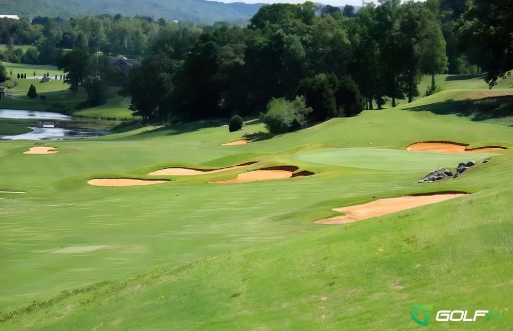 Eagle Rock Resort in Hazle Township, Pennsylvania — resort, 18-hole golf course, designed by Joe Lee (1997)