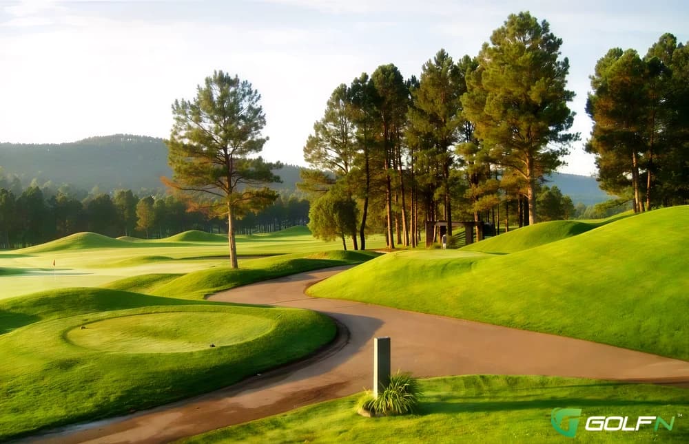 Links At Sierra Blanca in Ruidoso, New Mexico — public, 18-hole golf course, designed by Jim Colbert (1991)
