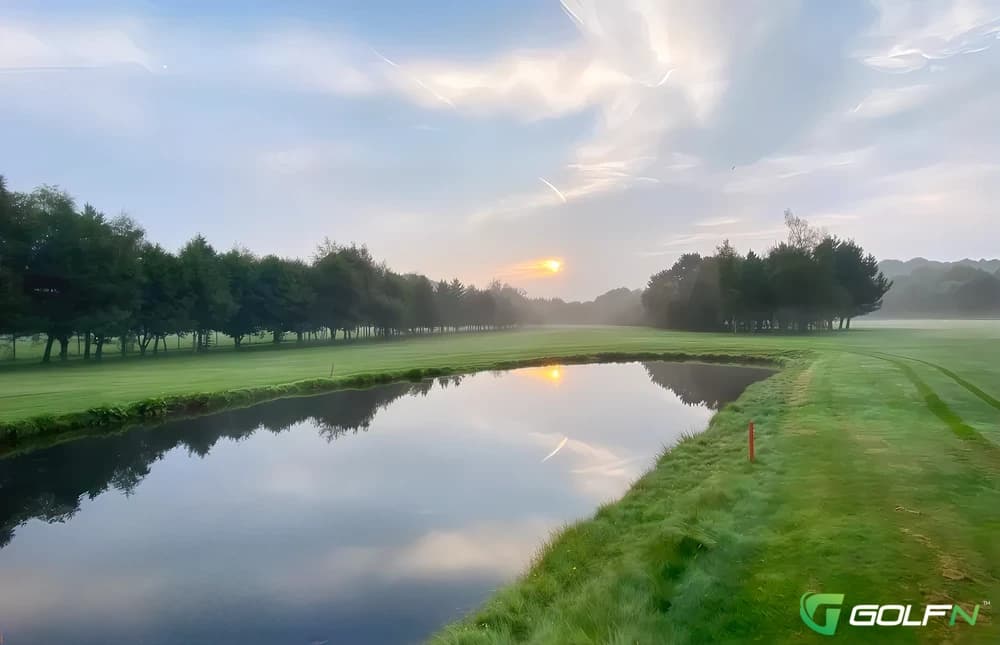 Hartford Golf Course in Cheshire, England — 9-hole golf course