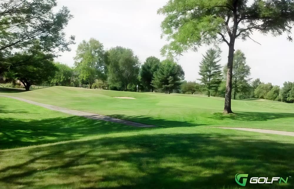 Dye'S Walk Country Club in Greenwood, Indiana — private, 18-hole golf course, designed by Pete Dye (1961)