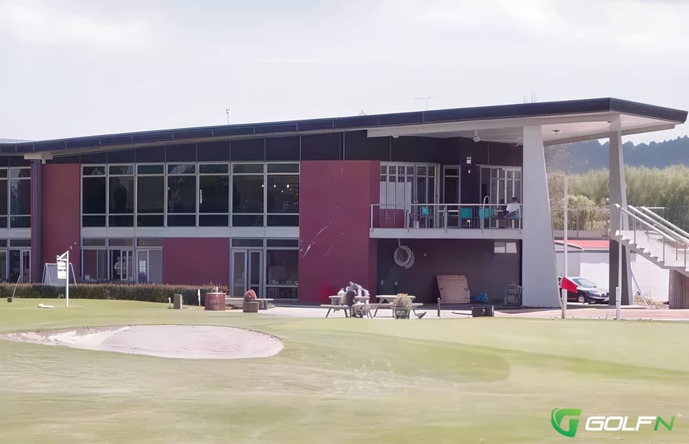 Ngaruawahia Golf Club Inc in Ngararatunua, Waikato β public, 18-hole golf course