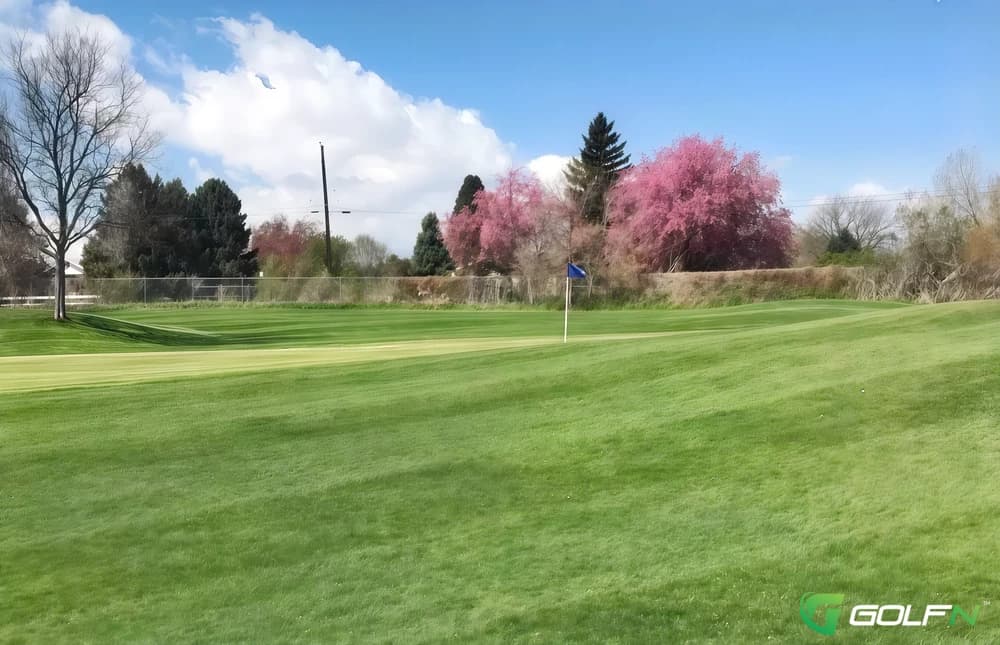 Par 3 - Broken Tee Golf Course in Englewood, Colorado — public, 27-hole golf course, designed by Perry Dye (1995)