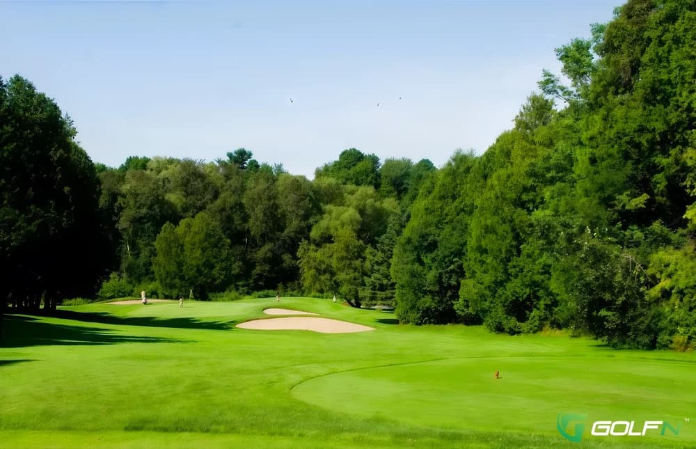 Pickering Glen Golf Club in Claremont, Ontario — semi-private, 18-hole golf course