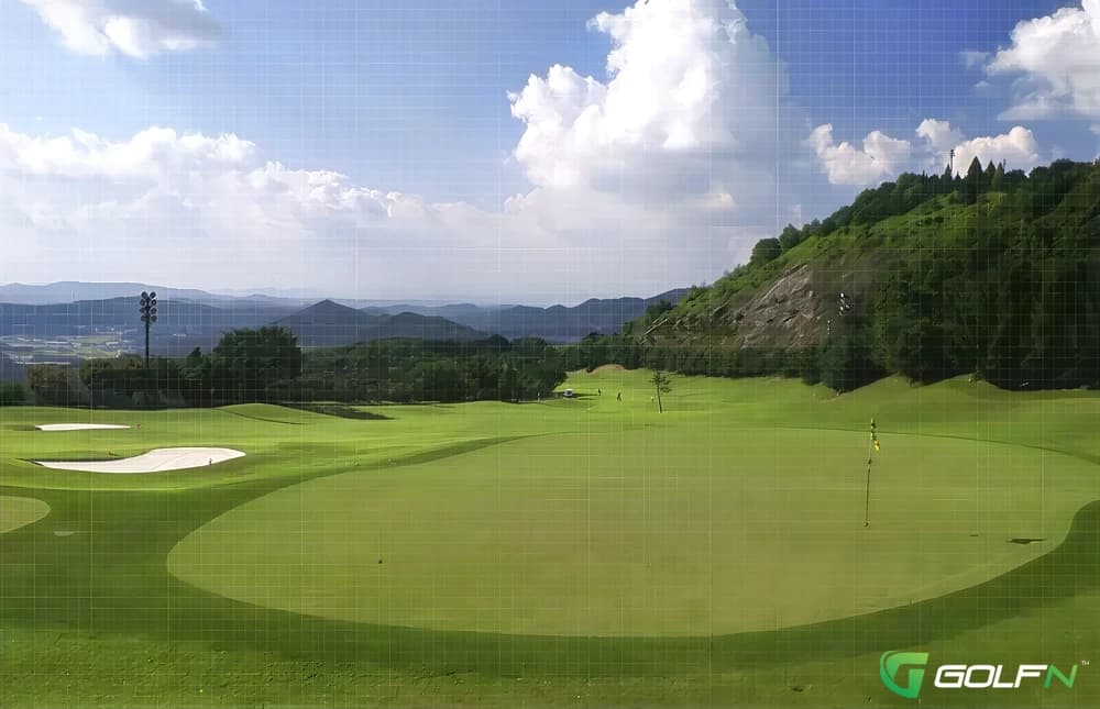 Lake&Hill - Seoseoul Country Club in Paju-si, Gyeonggido β semi-private, 18-hole golf course