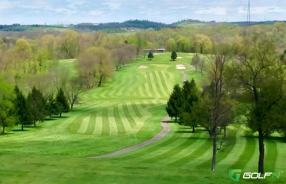 Gold - Cedarbrook Golf Course in Belle Vernon, Pennsylvania — public, 36-hole golf course, designed by Jack Kidwell (1962)