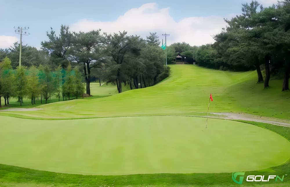 B - Kolon Garden Golf in Gyeongju-si, Gyeongsangbugdo β public, 9-hole golf course