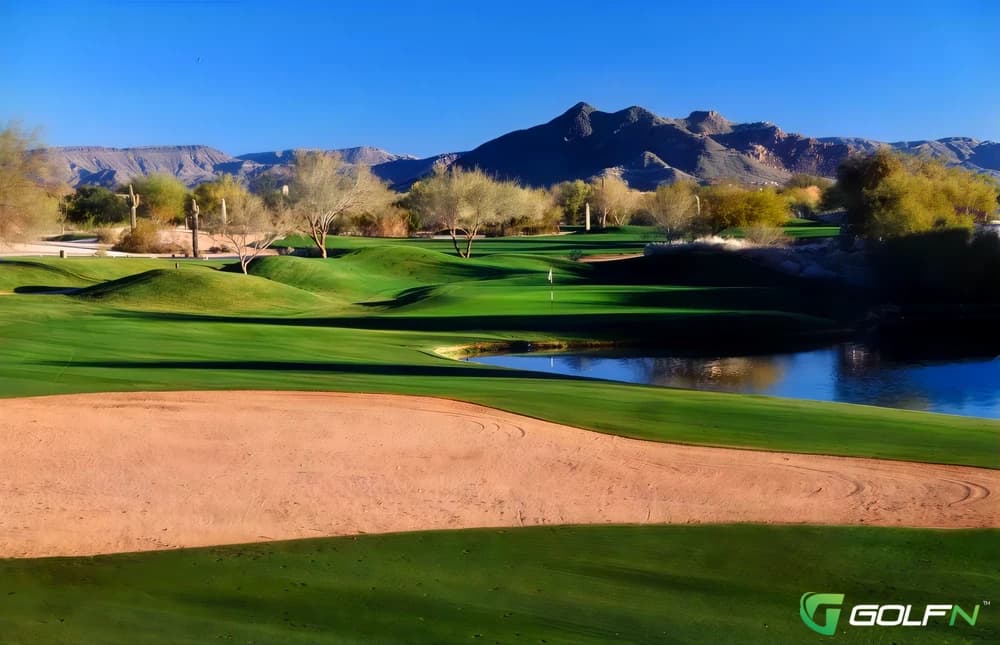 Tatum Ranch Golf Club in Cave Creek, Arizona — private, 18-hole golf course, designed by Bob Cupp (1987)