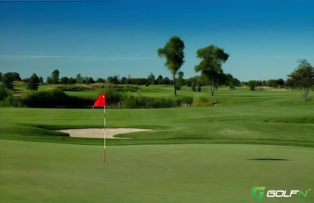 Angels View - Oakville Executive Golf Courses in Oakville, Ontario — public, 27-hole golf course, designed by Rene Muylaert (1989)
