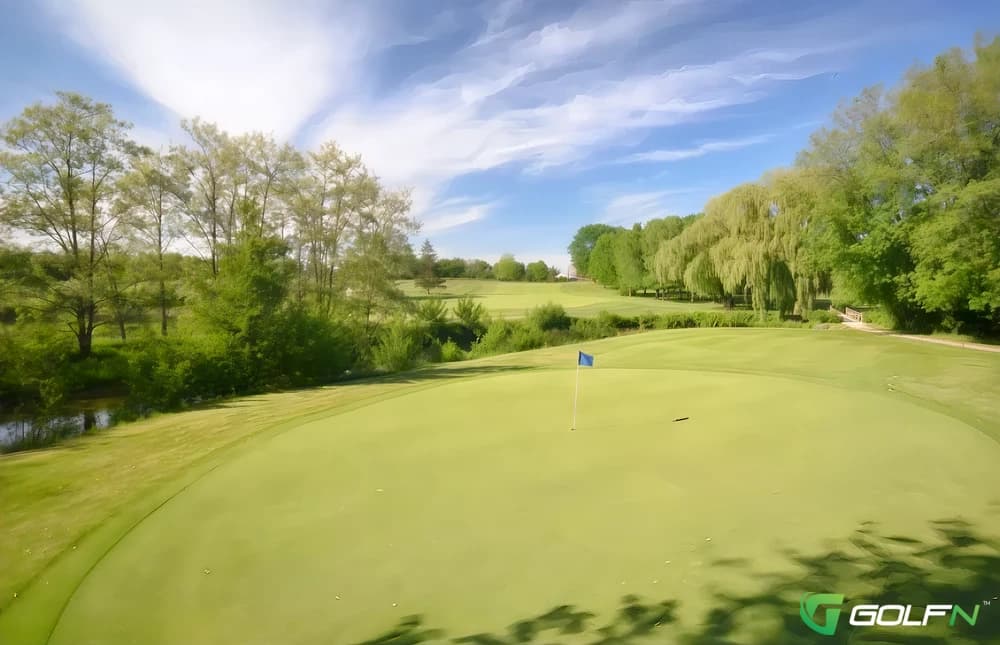 Wyldewood Golf And Country Club in Hornby, Ontario — private, 18-hole golf course