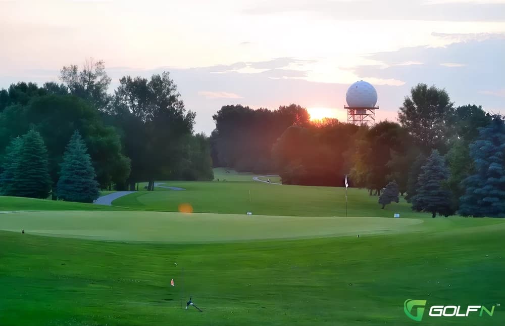Golf Dorval in Dorval, Quebec — public, 18-hole golf course, designed by Graham Cooke (1981)