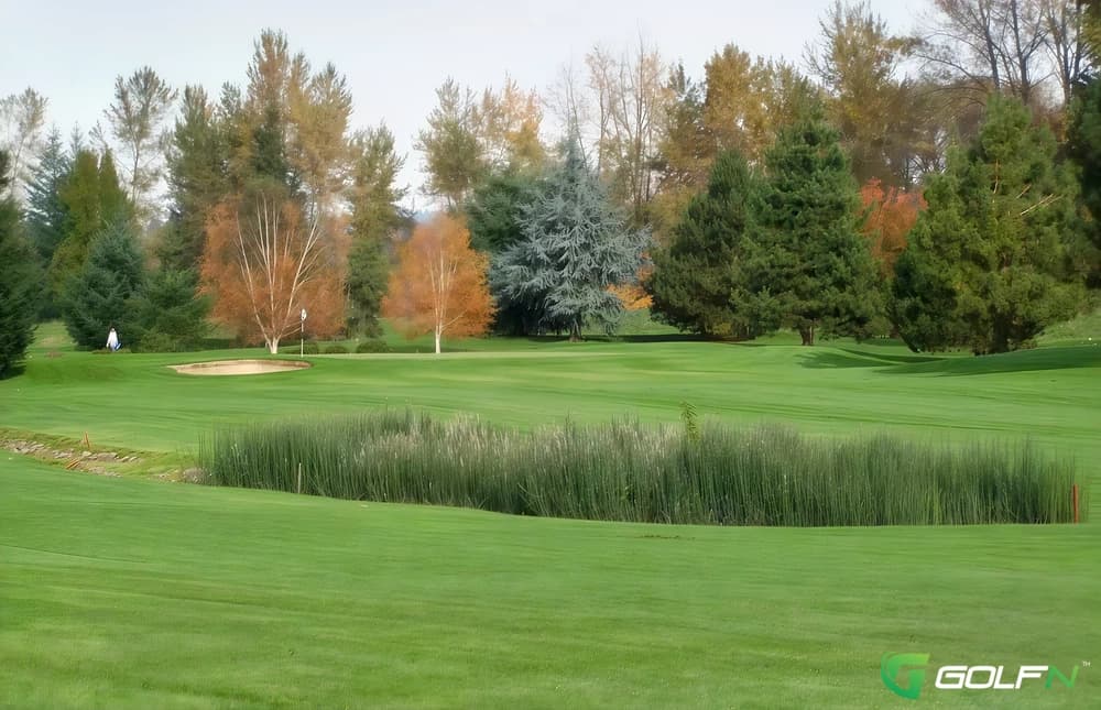 Sah-Hah-Lee Golf Course in Clackamas, Oregon — public, 18-hole golf course, designed by Bud & Steve Lisac (1991)