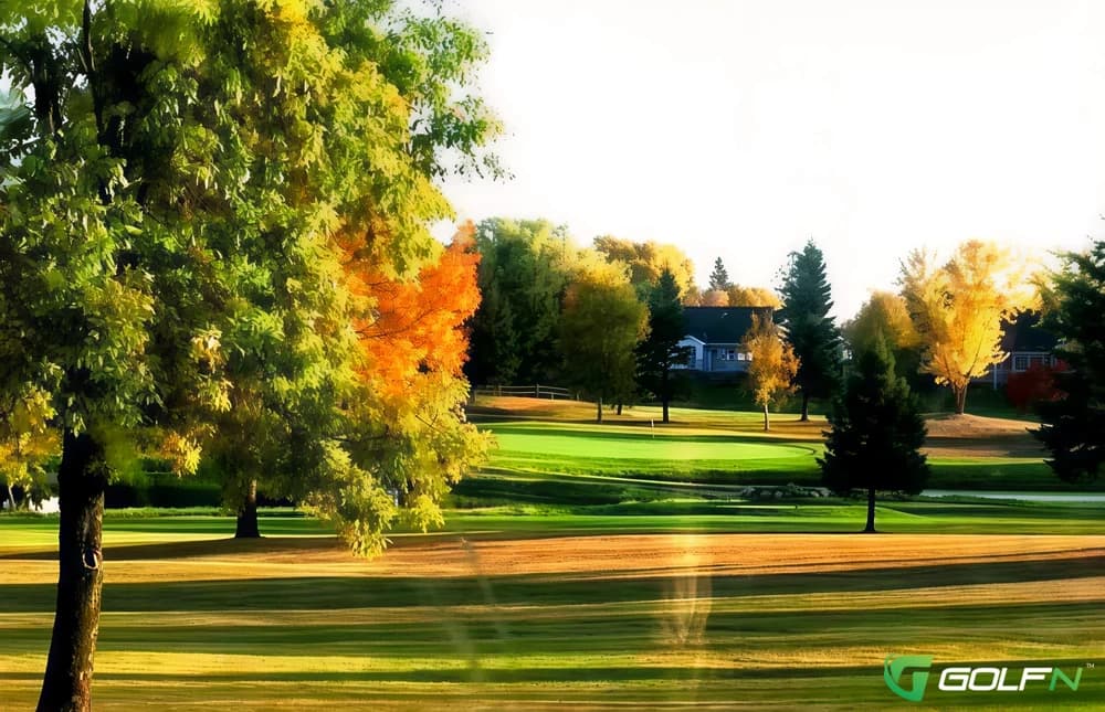 Castlewood Golf Course in Forest Lake, Minnesota — public, 9-hole golf course