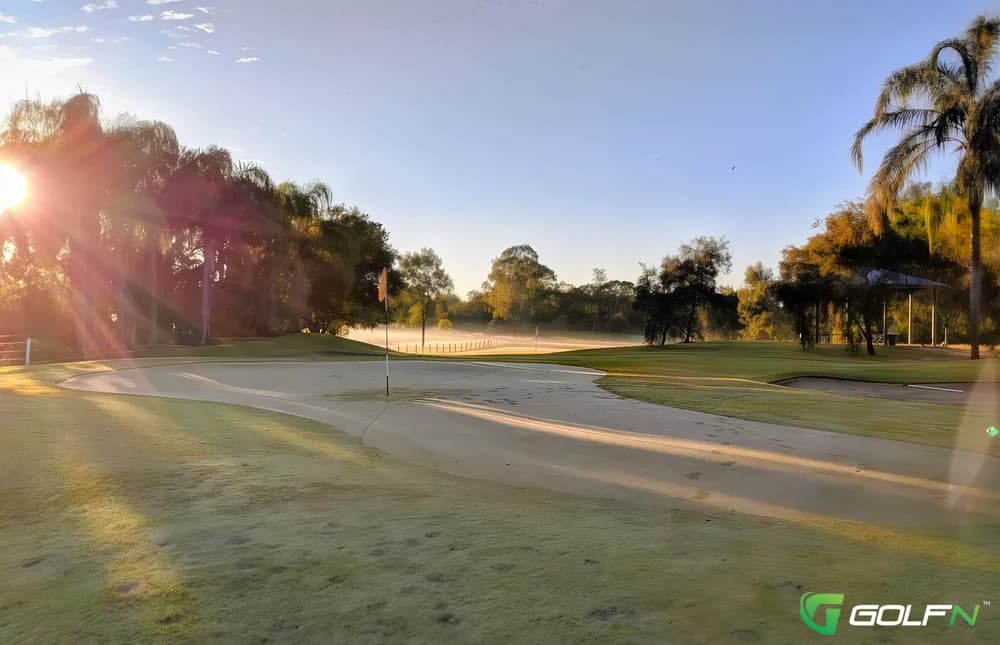 North Pine Golf Club in Joyner, Queensland β public, 9-hole golf course