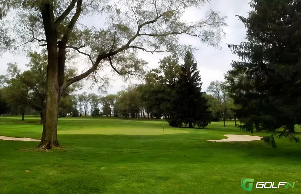 Bairds Wayside Golf Course in Findlay, Ohio — public, 9-hole golf course
