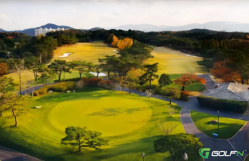(Right) West - Daegu Country Club in Gyeongsan-si, Gyeongsangbugdo β semi-private, 27-hole golf course