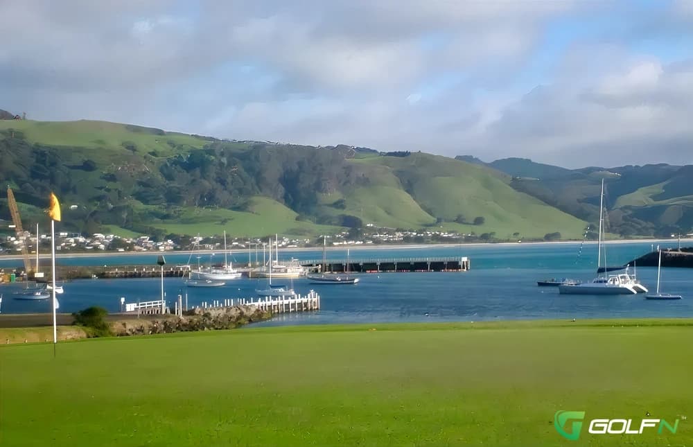 Apollo Bay Golf Club Inc in Apollo Bay, Victoria β semi-private, 18-hole golf course