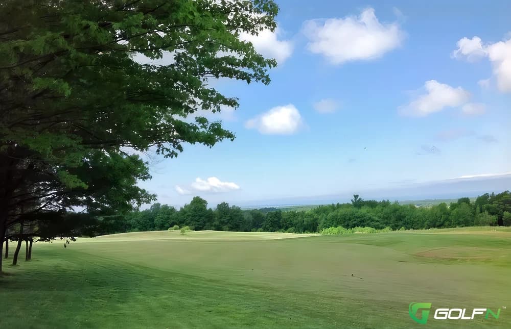 Harbor Ridge Golf Club in Erie, Pennsylvania — resort, 9-hole golf course