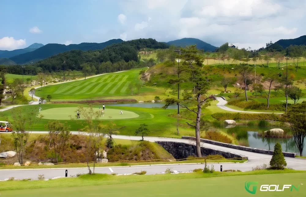 Hanmaek Country Club & Noblia ~ M in Yecheon-gun, Gyeonggido β 18-hole golf course
