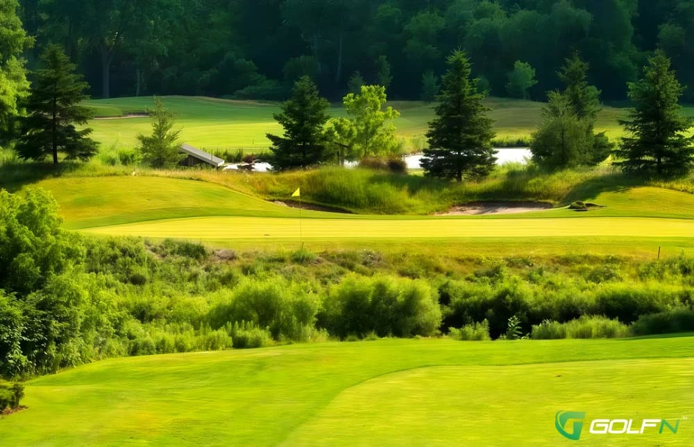 Bridges At Tillsonburg in Tillsonburg, Ontario — semi-private, 12-hole golf course