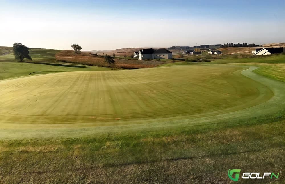 Fox Hills Golf Course in Watford City, North Dakota — public, 18-hole golf course, designed by Kevin Norby (2020)