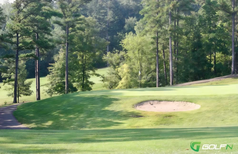 Fourche Valley Golf Club in Potosi, Missouri — public, 9-hole golf course, designed by Hale Irwin